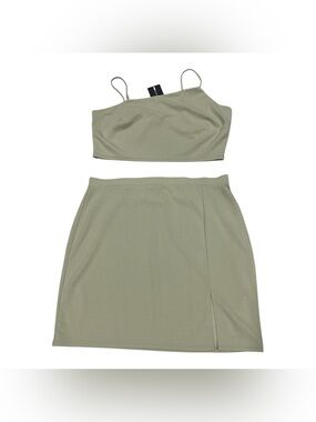 Fashion Nova Plus Olive set Mini Skirt and crop top sz 3X